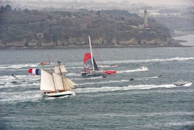 AROUND THE WORLD;COURSE;IDEC;JOYON;LARGE;OFFSHORE RACE;RECORD;SAILING;TOUR DU MONDE;TROPHEE;VERNE;VOILE;BREST