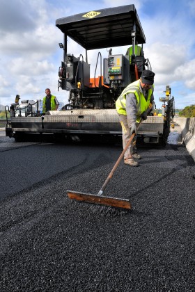 TRAVAUX PUBLICS;PUBLIC WORKS;ENGINS;MACHINERY;ROUTE;ROAD;ENTRETIEN;MAINTENANCE