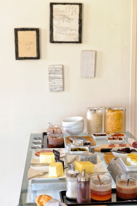 ACCOMODATION;HOTEL;LOGEMENT;PETIT DEJEUNER;BREAKFAST