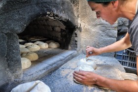 ATRE;BAKER;BOULANGER;BREAD;FOUR;OVEN;PAIN;STOVE;TRADITION;GRIGNE;SLASH