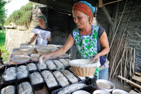 BAKER;BOULANGER;BREAD;PAIN;TRADITION;FARINE;FLOUR