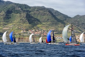 COURSE;DUO;OFFSHORE;RACE;REGATE;REGATTA;SAILING;SINGLE HANDED;SOLO;TRANSAT;TRANSATLANTIQUE;VOILE;DEPART;START;SPI;SPINNAKER