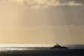 PHARE;LIGHTHOUSE;REFLET;LUMIERE;LIGHT;IROISE;FINISTERE