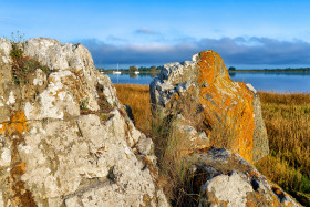 BORD DE MER;BRETAGNE;BRITTANY;CALME;LANDSCAPE;PAYSAGE;PIERRE;QUIET;REFLECTION;REFLET;SEASCAPE;SEASHORE;STONE;MORBIHAN