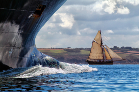 ETRAVE;BOW;RENARD;VOILIER;SAIL BOAT;VIEUX GREEMENT;REMORQUEUR;DOUARNENEZ