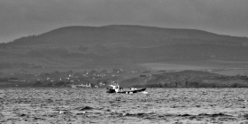 PECHE;FISHING;BATEAU;BOAT;IROISE;NOIR ET BLANC;BLACK AND WHITE;MENEZ HOM;FINISTERE