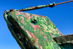 PEINTURE;ECAILLE;ROUILLE;RUST;FLAKE;BOIS;WOOD;VIEUX;OLD;ETRAVE;BOW;BLEU;BLUE;VERT;GREEN