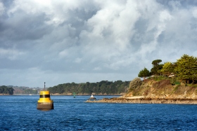 BALISAGE;BEACON;BEACONAGE;TOURELLE;MORBIHAN;GOLFE;GOLFE DU MORBIHAN;PORT NAVALO;ARZON;RHUYS;PAYSAGE;SEASCAPE;SEASHORE;BORD DE MER