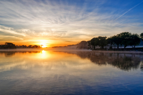 AUBE;AURORE;EAU;ETANG;LEVER DE SOLEIL;POND;REFLECTION;REFLET;SUNRISE;TWILIGHT;WATER;MORBIHAN;MORNING