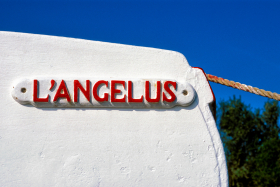 tableau arriere;transom;bout;rope;nom;name;blanc;white;bleu;blue;rouge;red