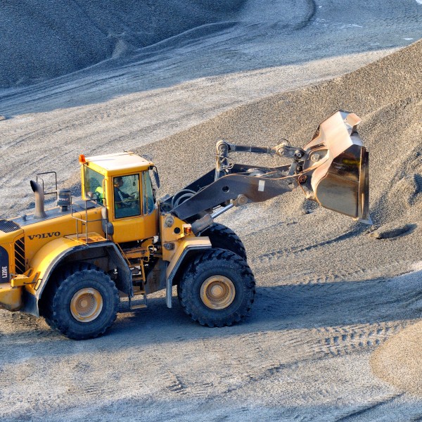 CARRIERE;QUARRY;PIERRE;STONE;ENGINS;MACHINERY